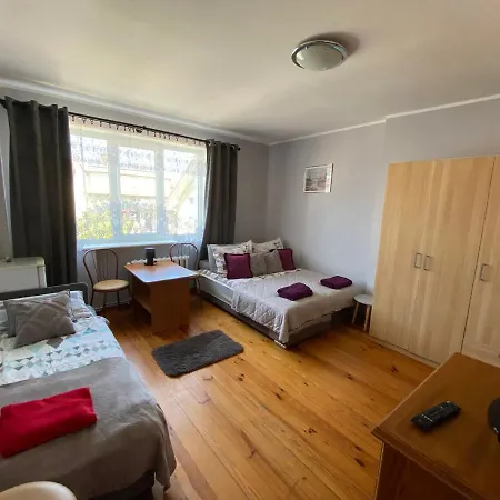 Karina Homestay Leba