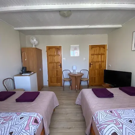 Homestay Karina Leba